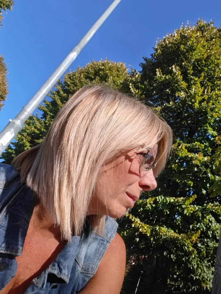 Foto profilo di @ELI