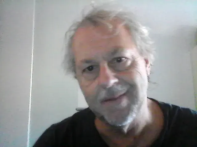 Foto profilo di @GUGLI